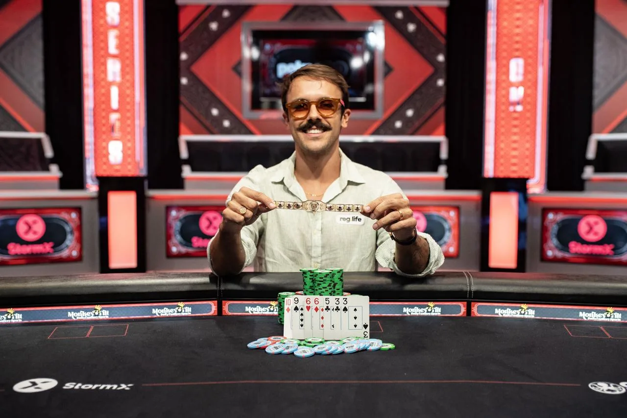 Yuri Martins