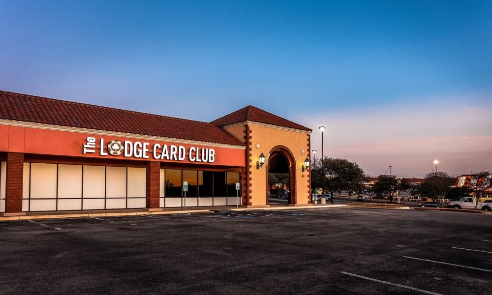 Doug Polk Loudge Card Club
